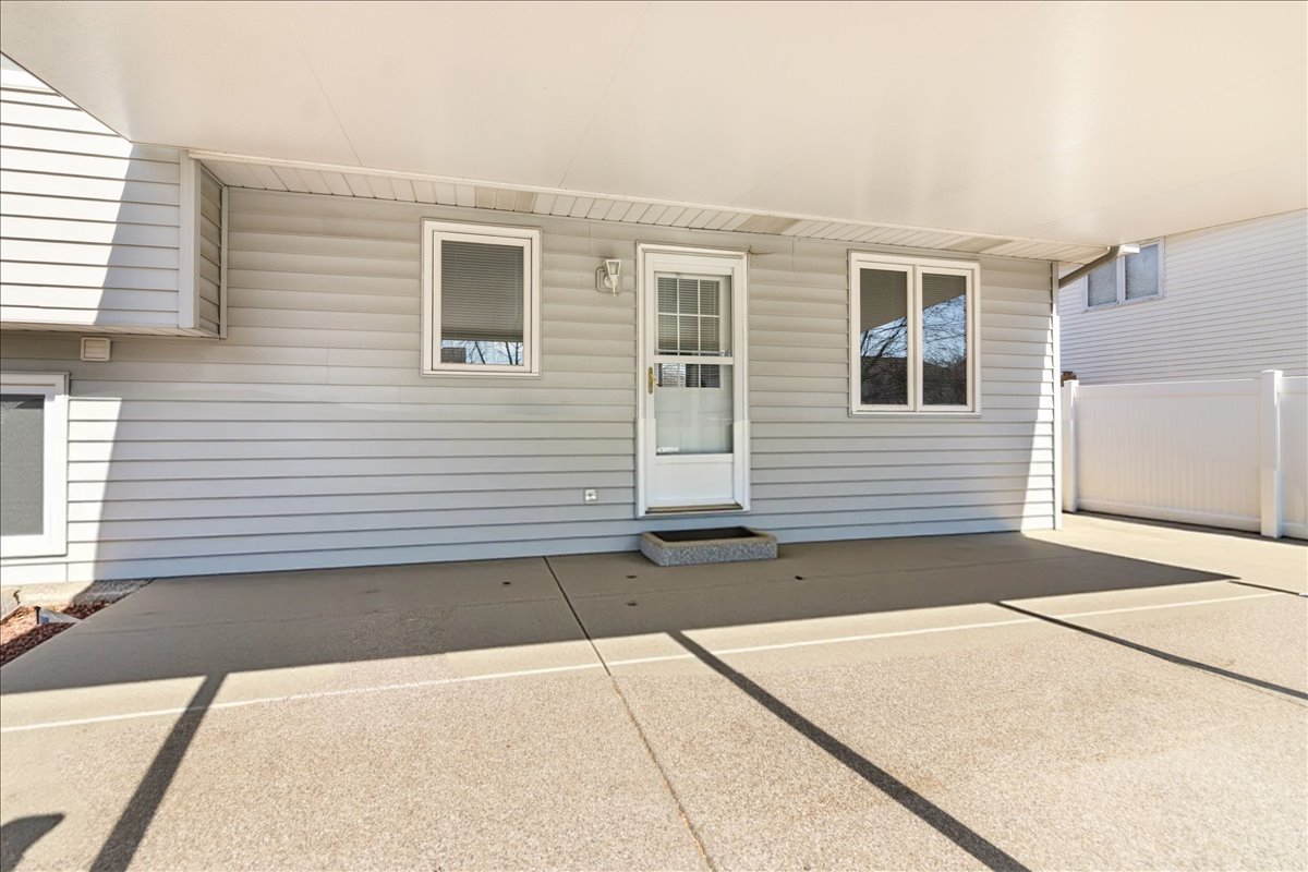 16641 West Oneida Drive Lockport, IL 60441 - Photo 23 of 24 a view of a house with a street