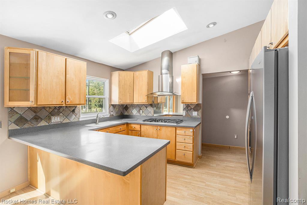 1815 Ruby Avenue Rochester Hills, MI 48309 - Photo 11 of 34