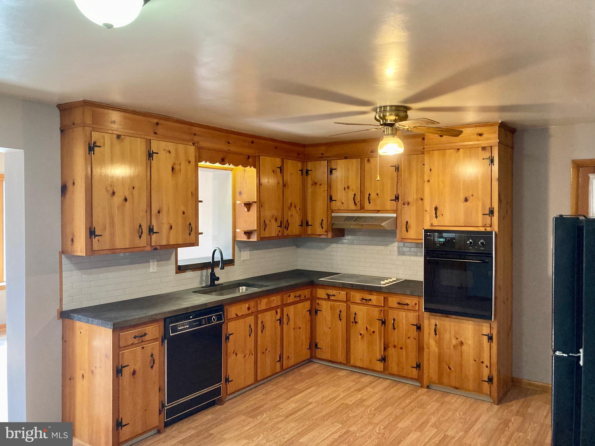 188 West Hanover Street Spring Grove, PA 17362 - Photo 21 of 26