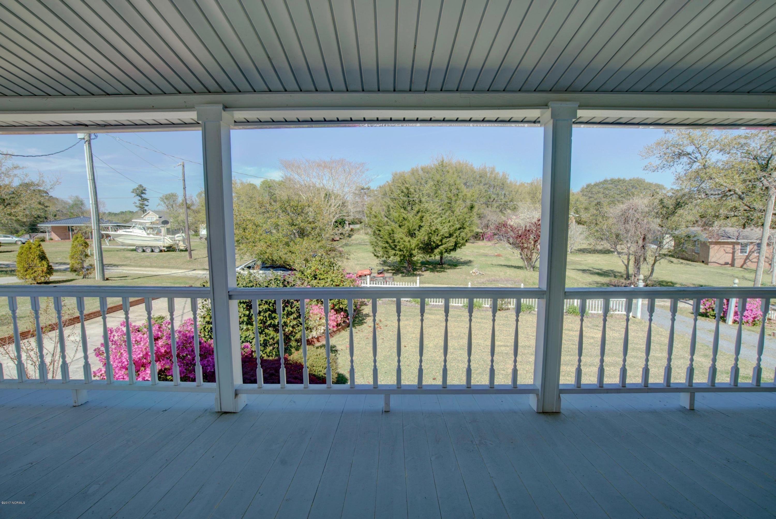 422 Batson Road Hampstead, NC 28443 - Photo 47 of 59 .