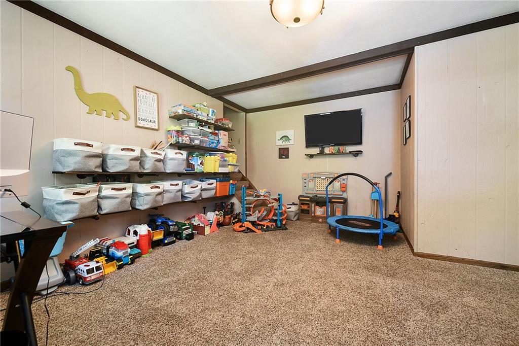 267 Newport Road Wampum, PA 16157 - Photo 11 of 25 Gallery Image 11
