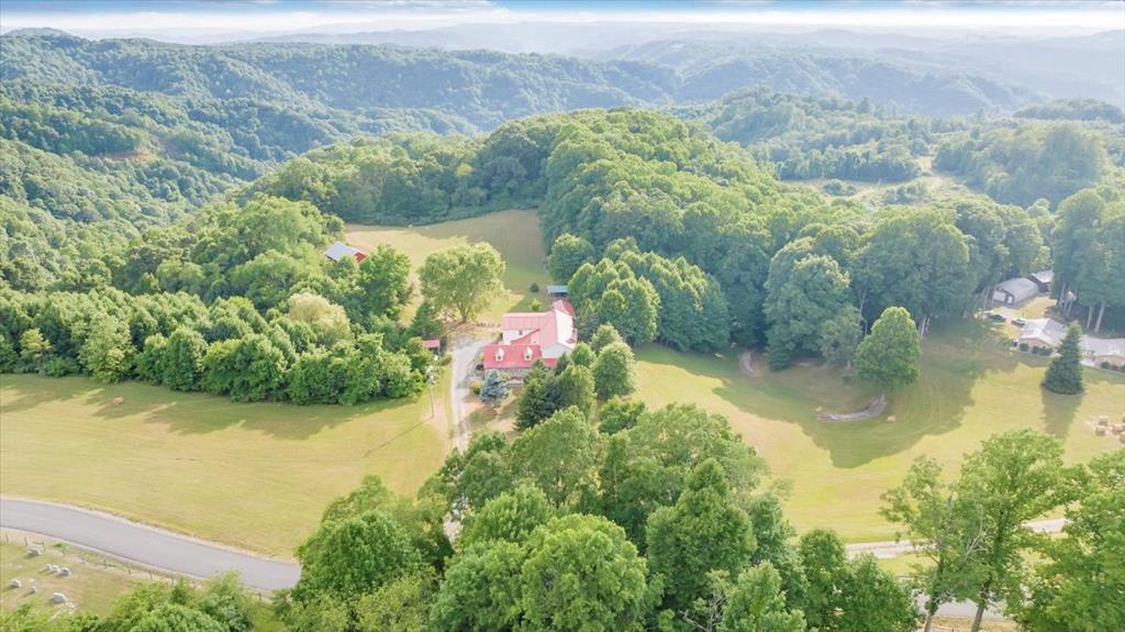 885 North Hazel Mountain Road Dante, VA 24237 - Photo 22 of 74 Gallery Image 22
