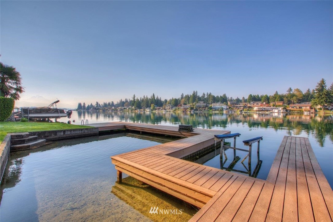 1822 Channel Road East Lake Tapps, WA 98391 - Photo 36 of 38 a view of roof deck with seating area