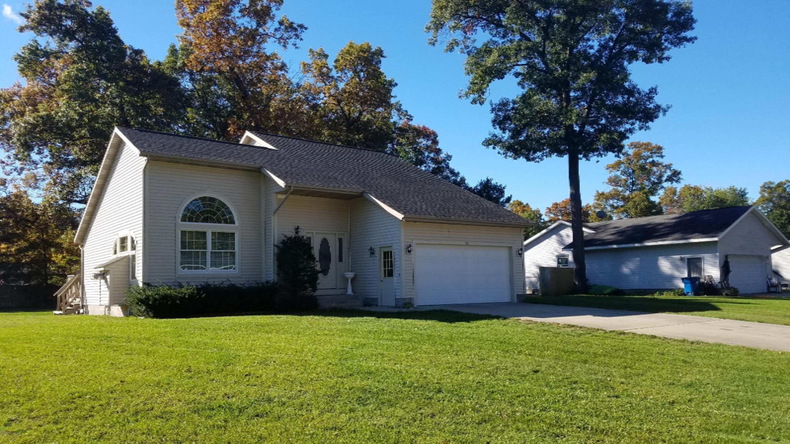 3933 Timberwood Road Muskegon, MI 49442 - Photo 1 of 13 20161021_112825