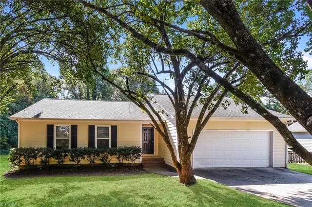 $1,755 | 4216 Chilton Way, High Point, NC 27265