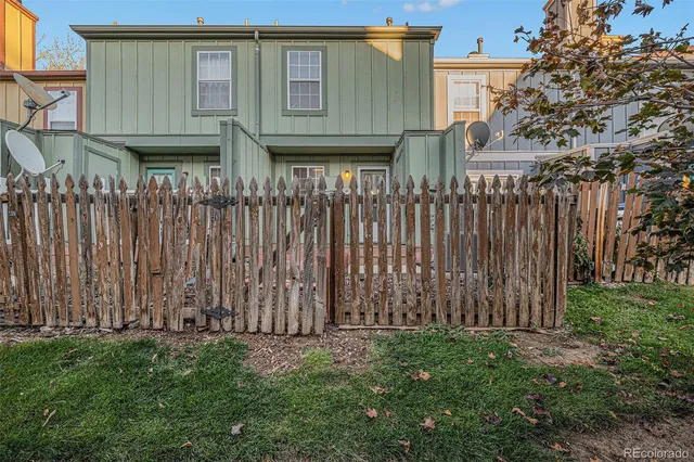 $284,900 | 11945 East Ford Drive, Aurora, CO 80012