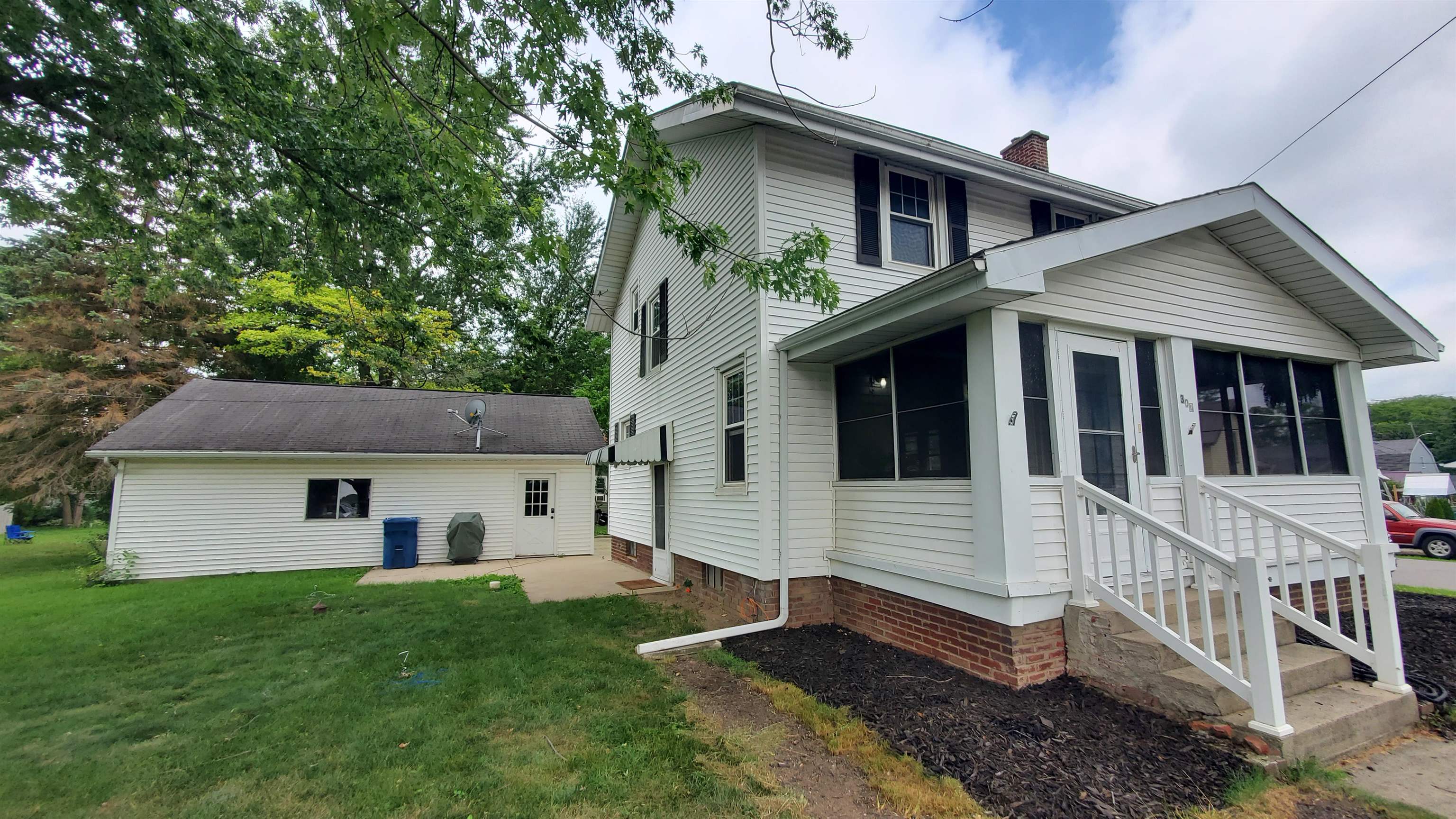 302 South Water Street Monroeville, IN 46773 - Photo 3 of 49