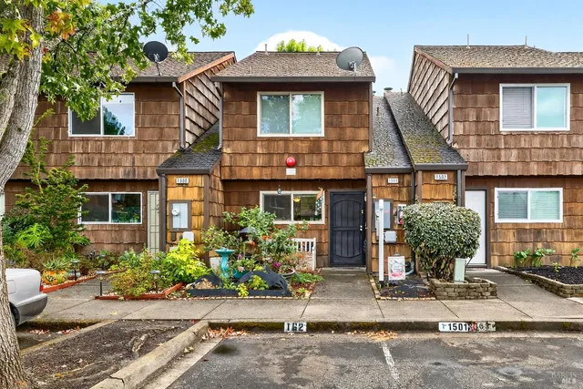 $450,000 | 1501 Parkway Drive, Rohnert Park, CA 94928