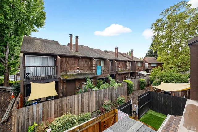 $450,000 | 1501 Parkway Drive, Rohnert Park, CA 94928