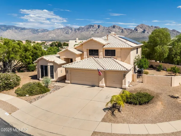 $550,000 | 11268 Running River, Oro Valley, AZ 85737