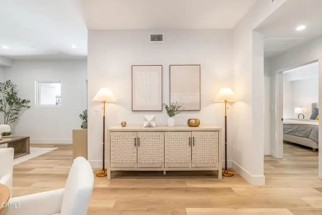 $1,299,000 | 150 South Oak Knoll Avenue, Unit 205, Pasadena, CA 91101