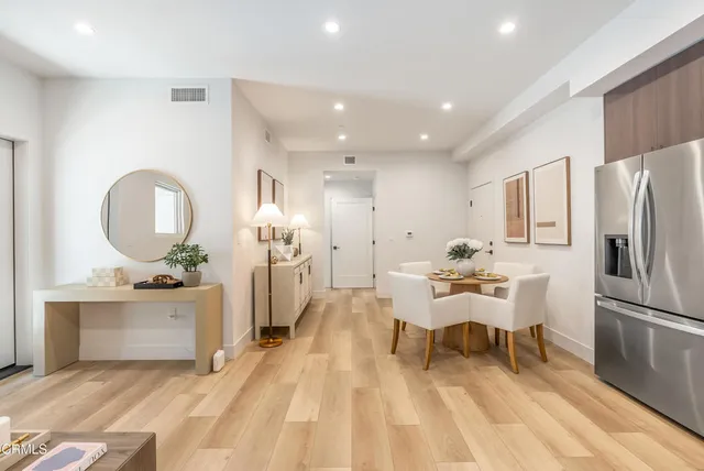 $1,299,000 | 150 South Oak Knoll Avenue, Unit 205, Pasadena, CA 91101
