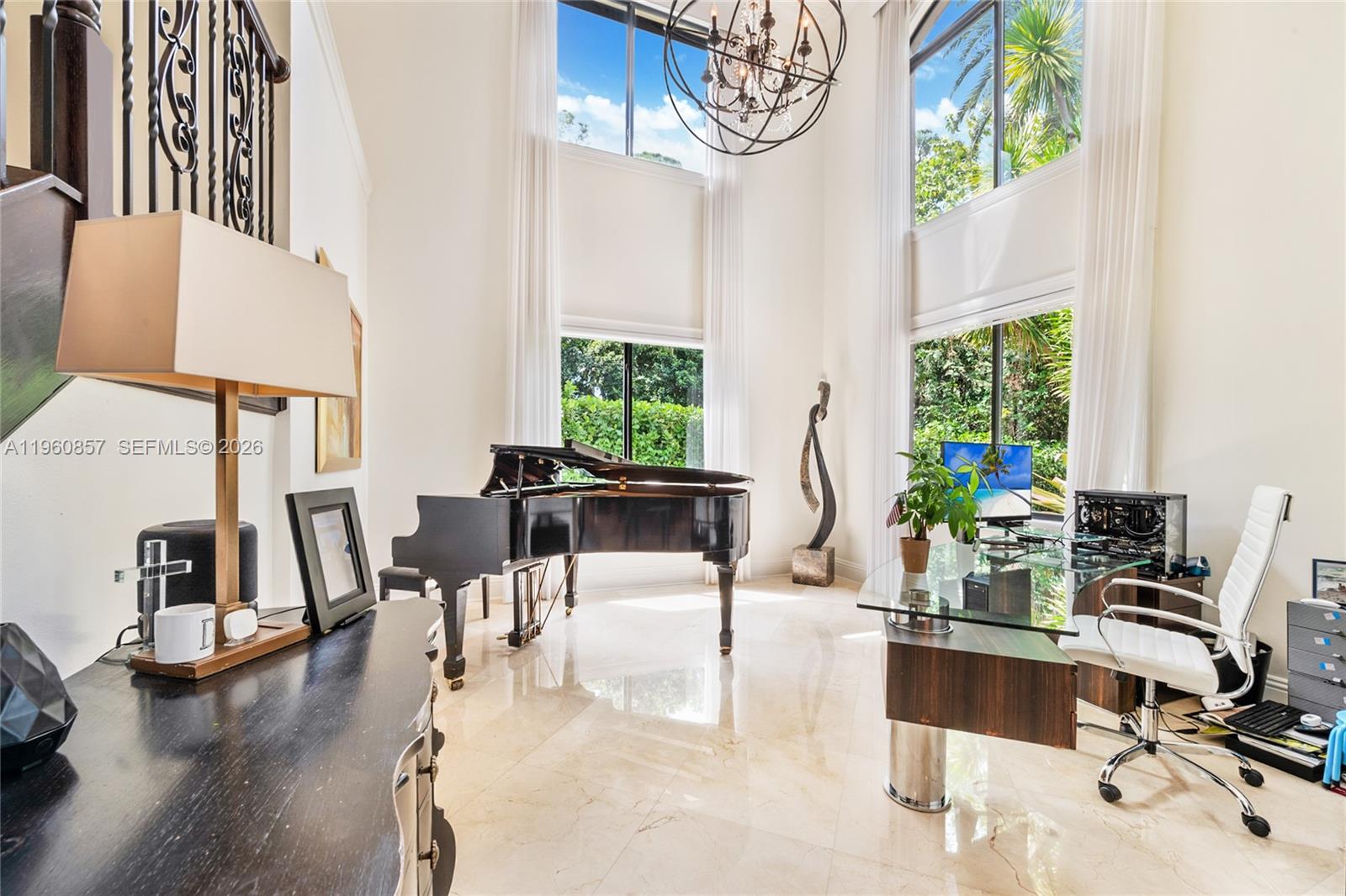 5621 Southwest 68th Court Miami, FL 33143 - Photo 7 of 19