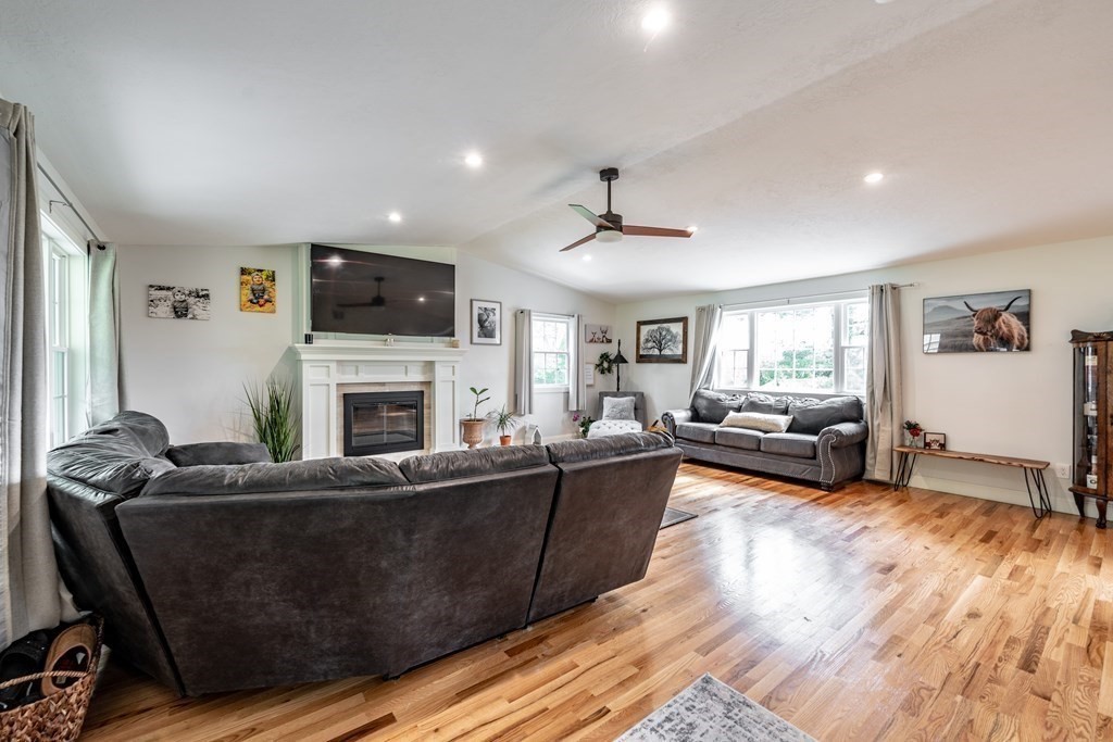 281 South Longyard Road Southwick, MA 01077 - Photo 18 of 36 Gallery Image 18