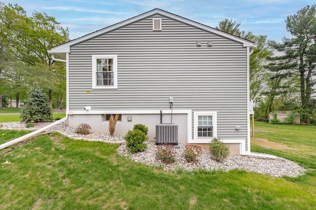 281 South Longyard Road Southwick, MA 01077 - Photo 8 of 36 Gallery Image 8