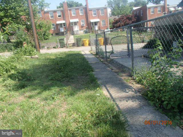 3649 Clarenell Road Baltimore, MD 21229 - Photo 16 of 16 Exterior (Rear)