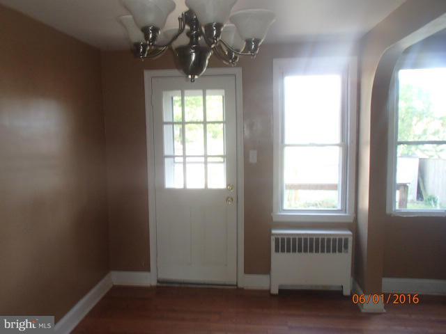 3649 Clarenell Road Baltimore, MD 21229 - Photo 5 of 16 Dining Room