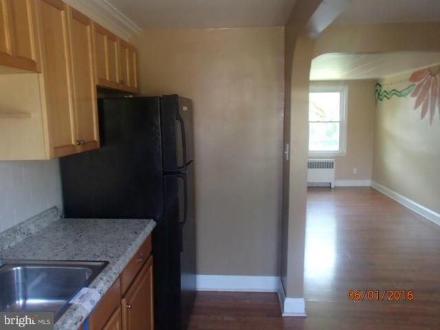 3649 Clarenell Road Baltimore, MD 21229 - Photo 7 of 16 Kitchen