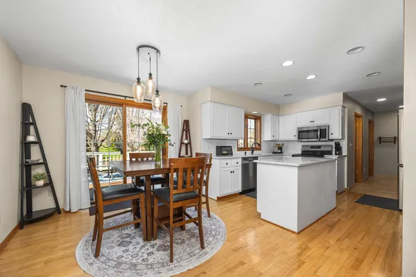 $535,500 | 519 2 Rivers Drive, Mukwonago, WI 53149