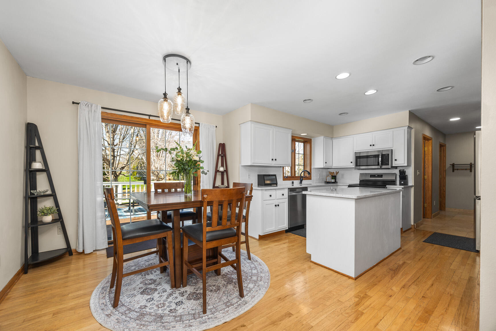 519 2 Rivers Drive Mukwonago, WI 53149 - Photo 12 of 35 Step right out onto your patio!