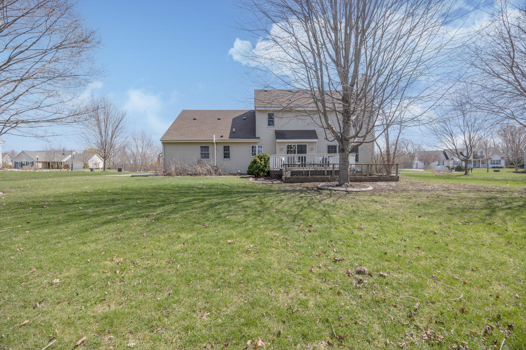 519 2 Rivers Drive Mukwonago, WI 53149 - Photo 32 of 35 Nice backyard!