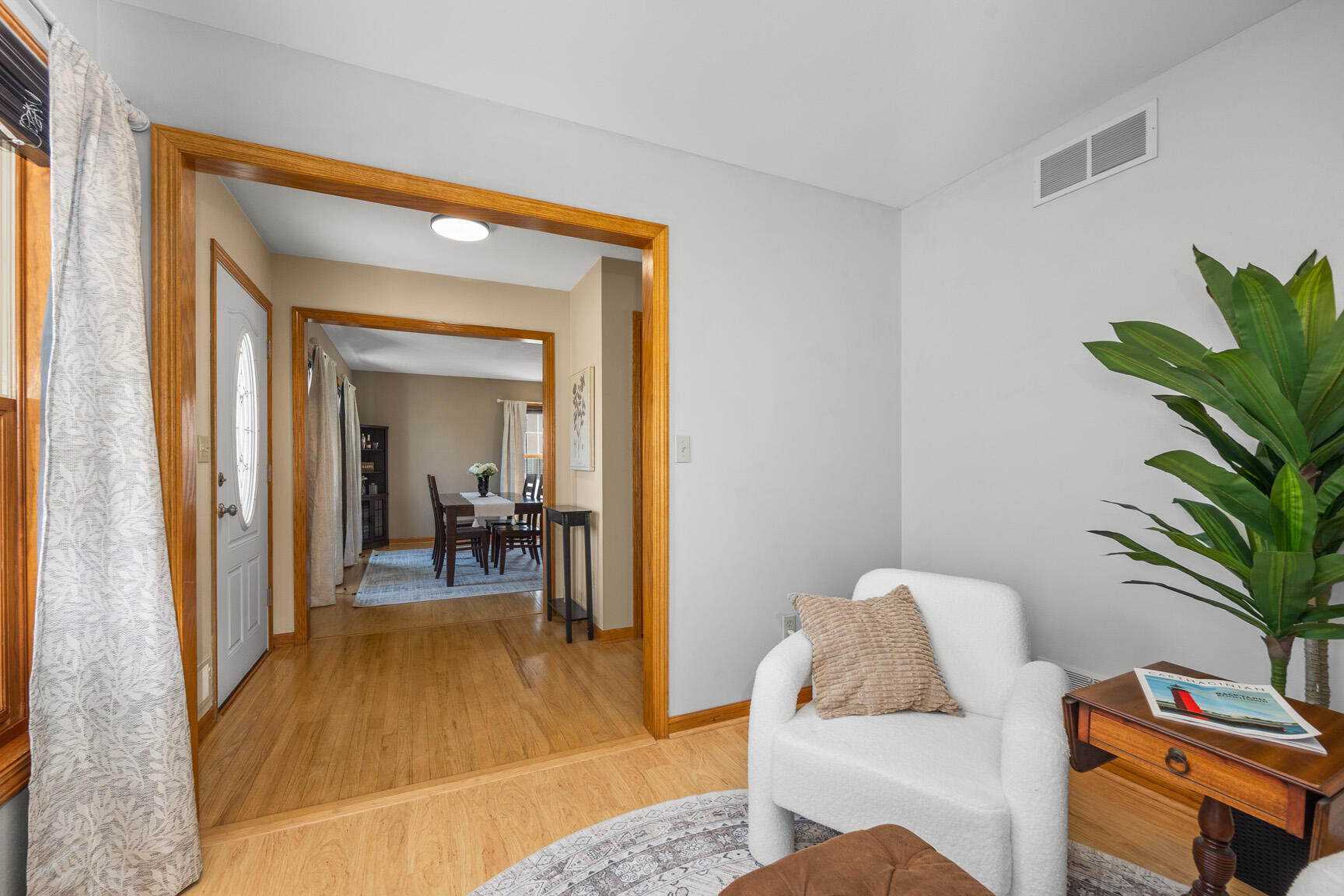 519 2 Rivers Drive Mukwonago, WI 53149 - Photo 5 of 35 Front Room to DR