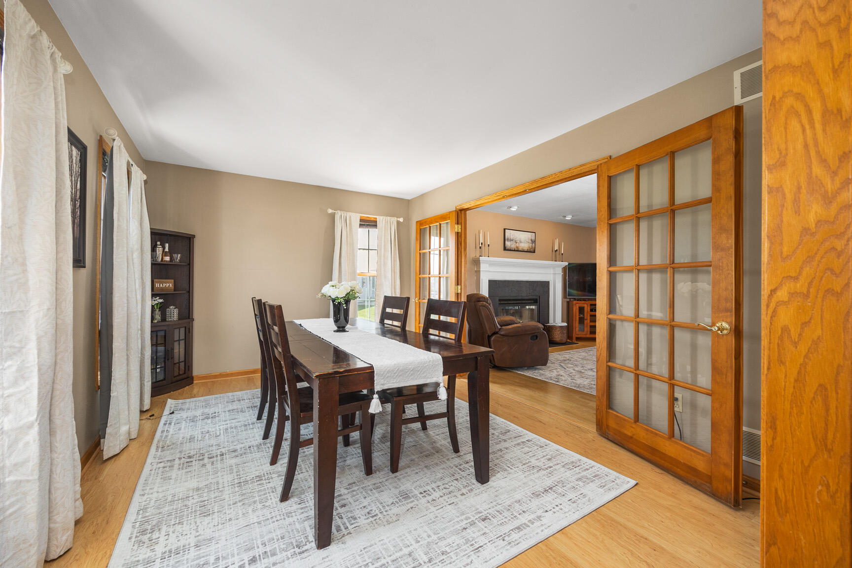 519 2 Rivers Drive Mukwonago, WI 53149 - Photo 6 of 35 Dining Room