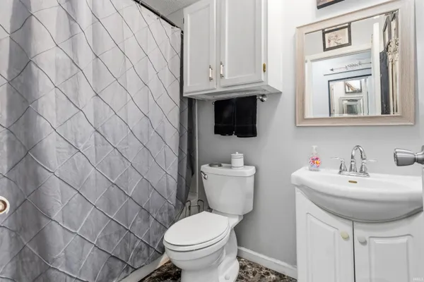 $289,000 | 58905 Sunrise Lane, Elkhart, IN 46517