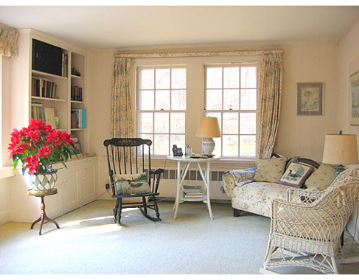 33 Beaver Pond Road Lincoln, MA 01773 - Photo 5 of 6