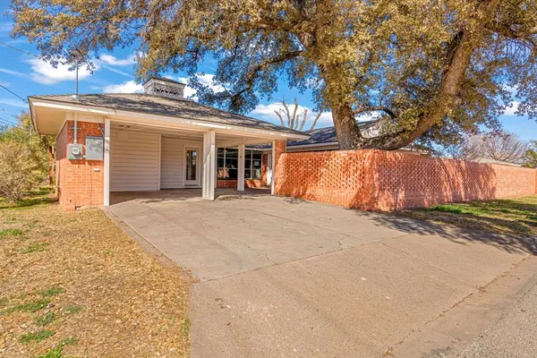 $354,900 | 1200 East 13th Street, Sweetwater, TX 79556