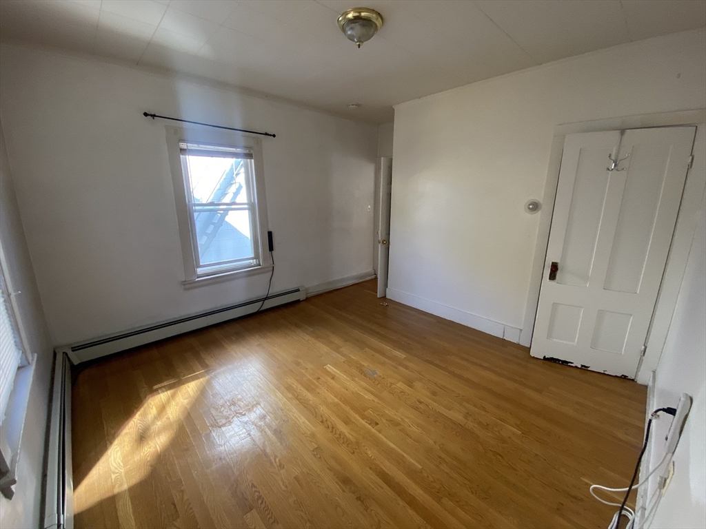 11 Snow Street, Unit 2R Boston, MA 02135 - Photo 3 of 8