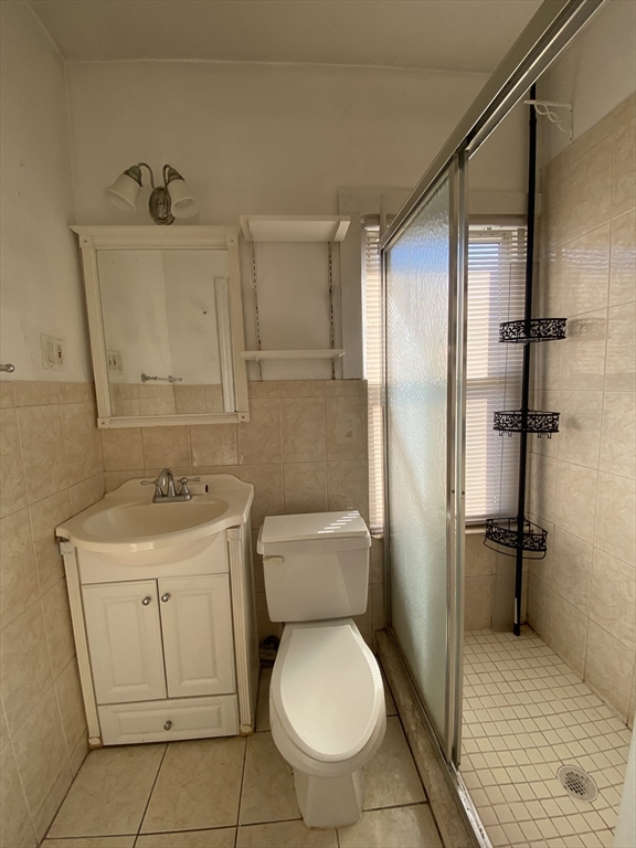 11 Snow Street, Unit 2R Boston, MA 02135 - Photo 7 of 8