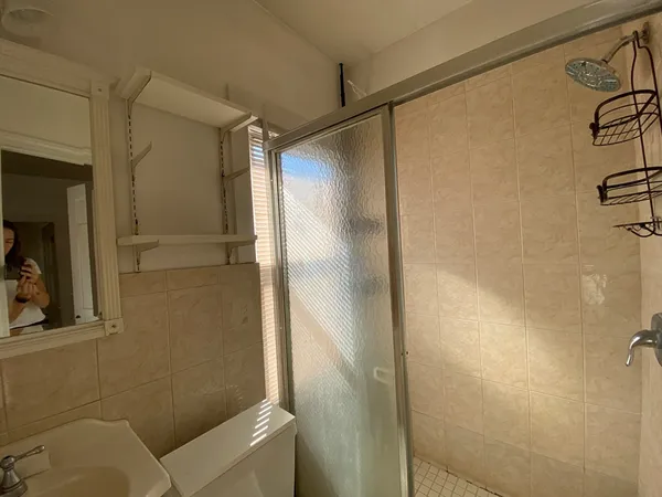 $2,300 | 11 Snow Street, Unit 2R, Boston, MA 02135