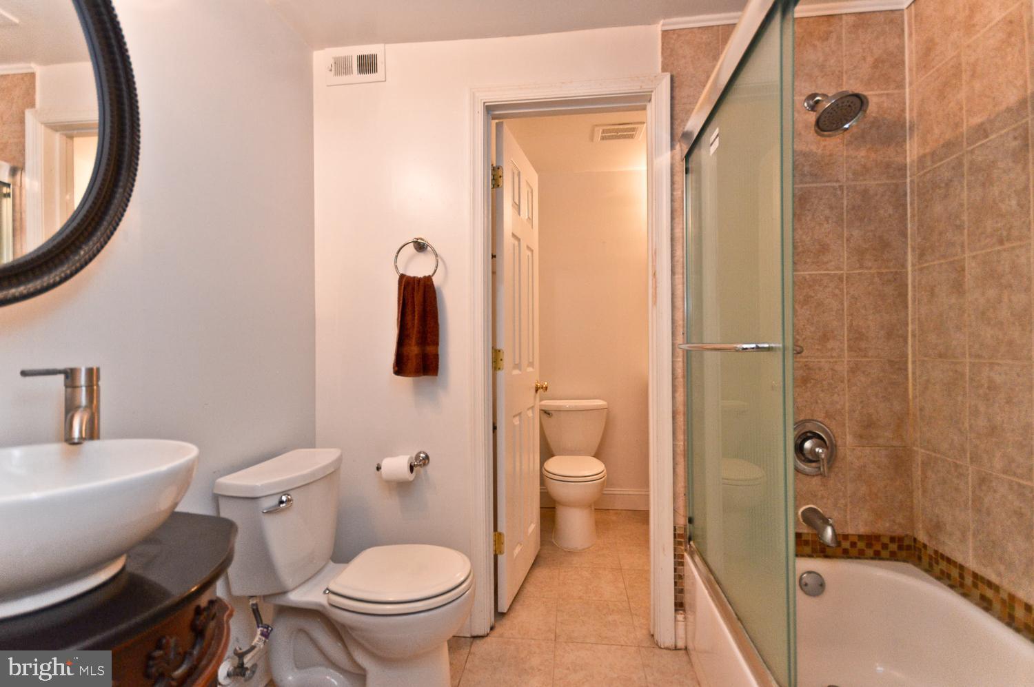 9607 Horizon Run Road, Unit 3D Montgomery Village, MD 20886 - Photo 19 of 30 Updated Full Bathroom