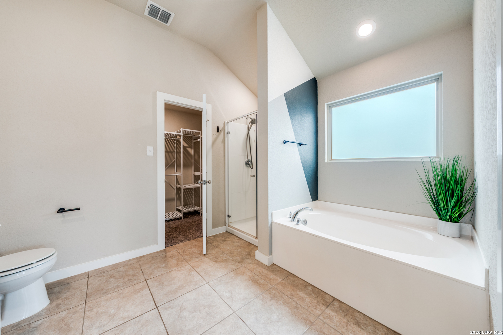 7060 Rimwood Street Live Oak, TX 78233 - Photo 12 of 19