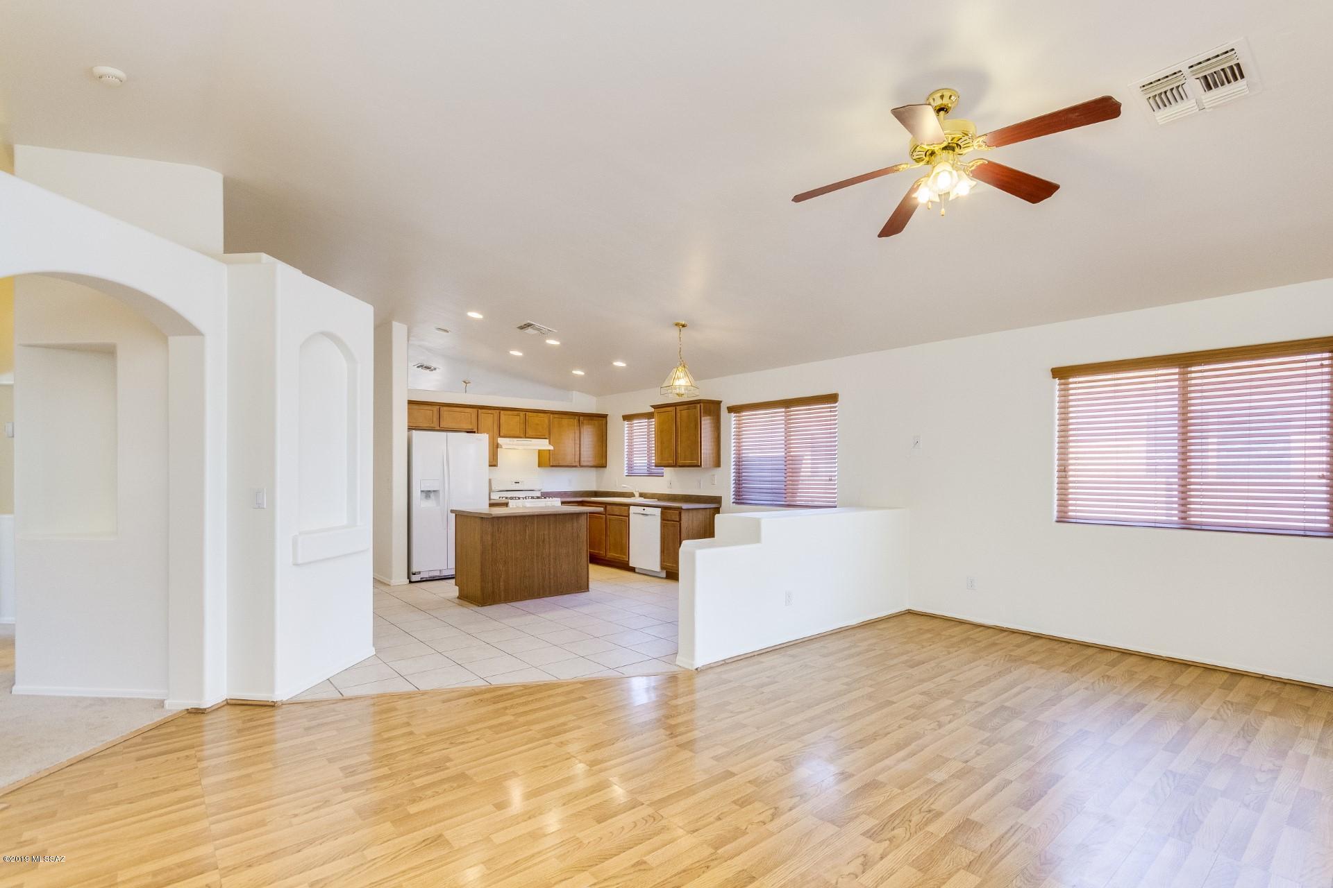 8313 South Bainbridge Road Tucson, AZ 85747 - Photo 7 of 21 Gallery Image 7