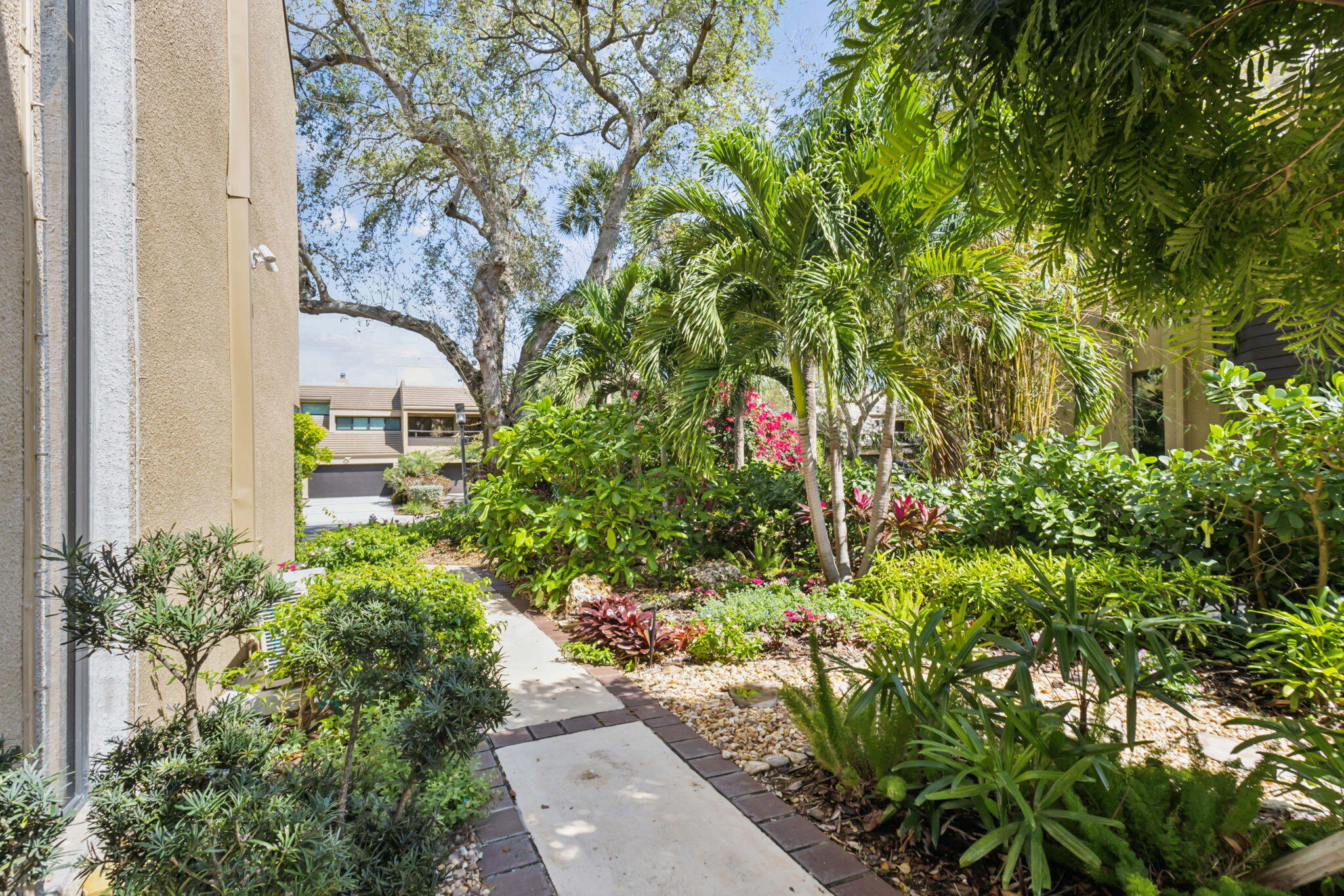 706 St Albans Drive Boca Raton, FL 33486 - Photo 53 of 54 25-web-or-mls-0E2A0700