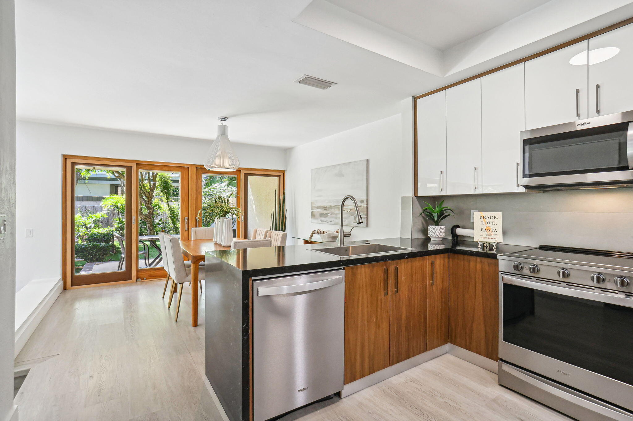 706 St Albans Drive Boca Raton, FL 33486 - Photo 9 of 54 48-web-or-mls-0E2A0740