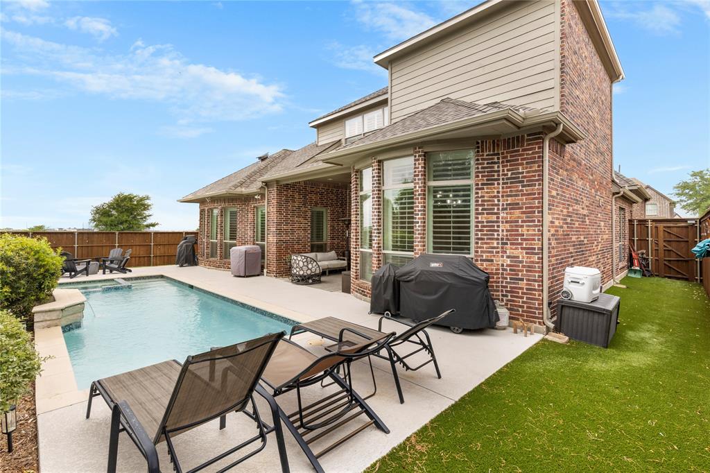 991 Rustic Lane Prosper, TX 75078 - Photo 4 of 33