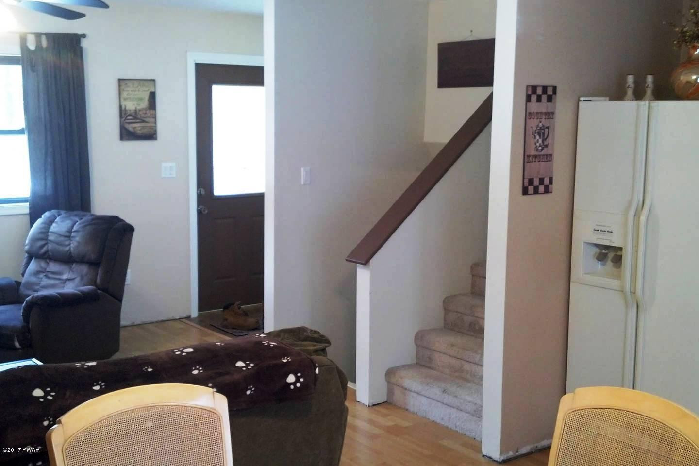 44 Hibernation Road Lake Ariel, PA 18436 - Photo 6 of 24 Stairway