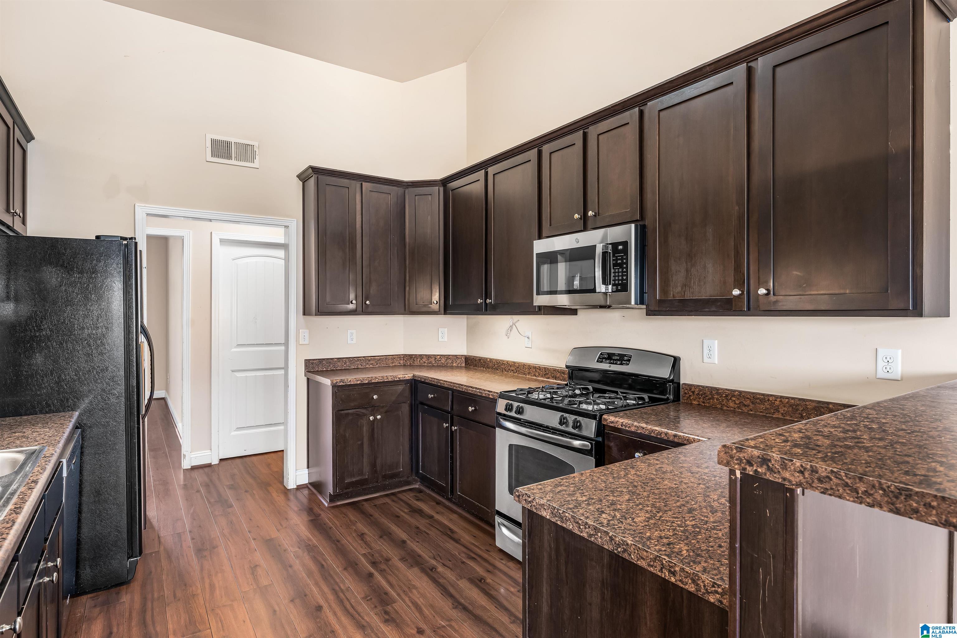 352 Tanglewood Circle Alabaster, AL 35007 - Photo 12 of 26