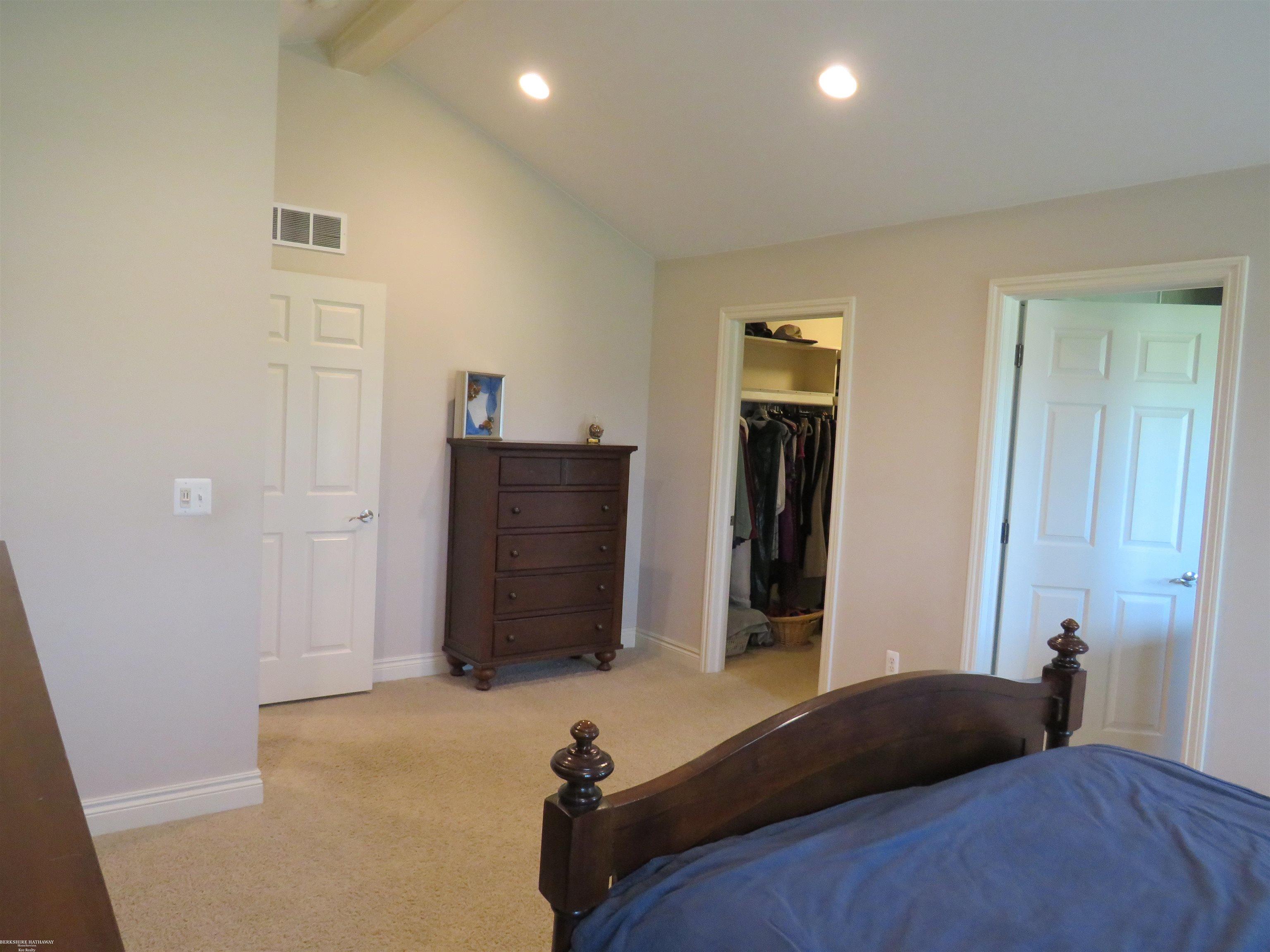 17201 Armada Center Road Armada, MI 48005 - Photo 16 of 33