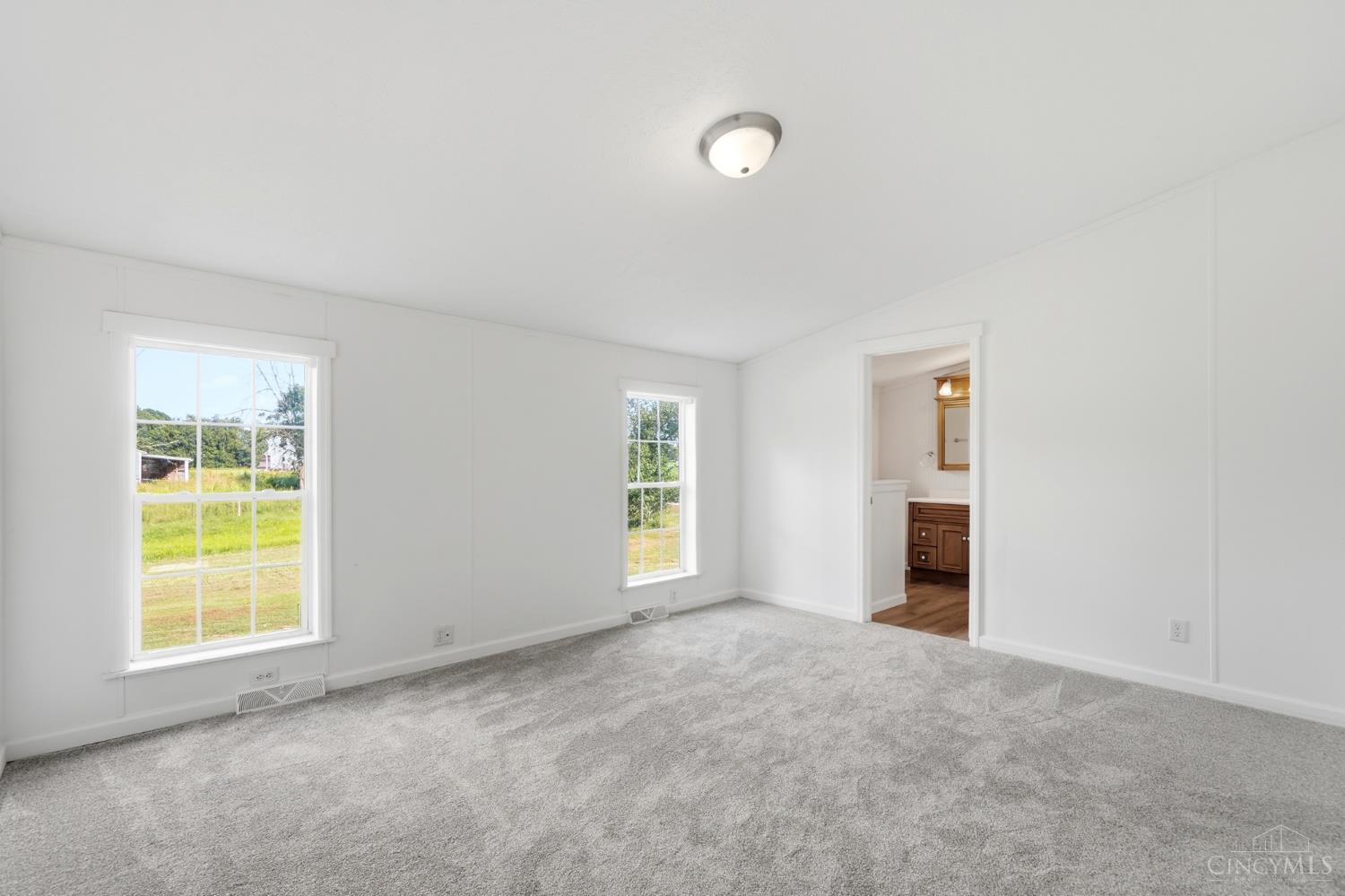 8499 Debold Koebel Road Morrow, OH 45152 - Photo 16 of 29 Gallery Image 16
