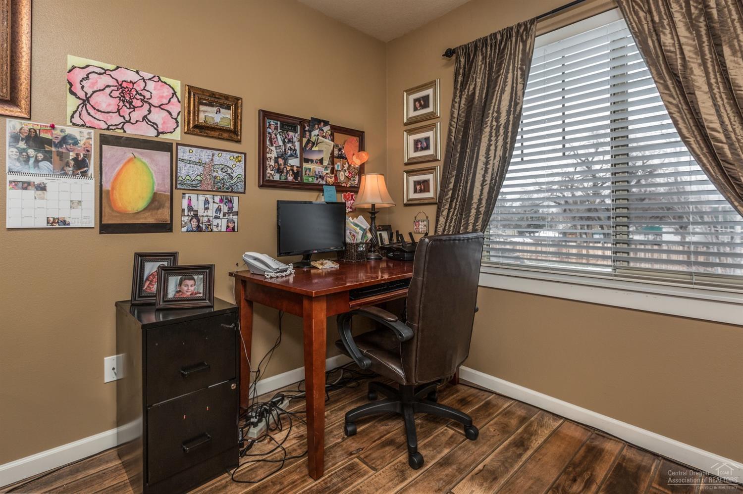 20981 Yeoman Road Bend, OR 97701 - Photo 13 of 25 Additional Photo