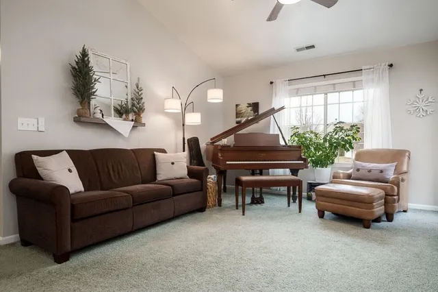 $165,000 | 6339 Commonwealth Drive, Loves Park, IL 61111