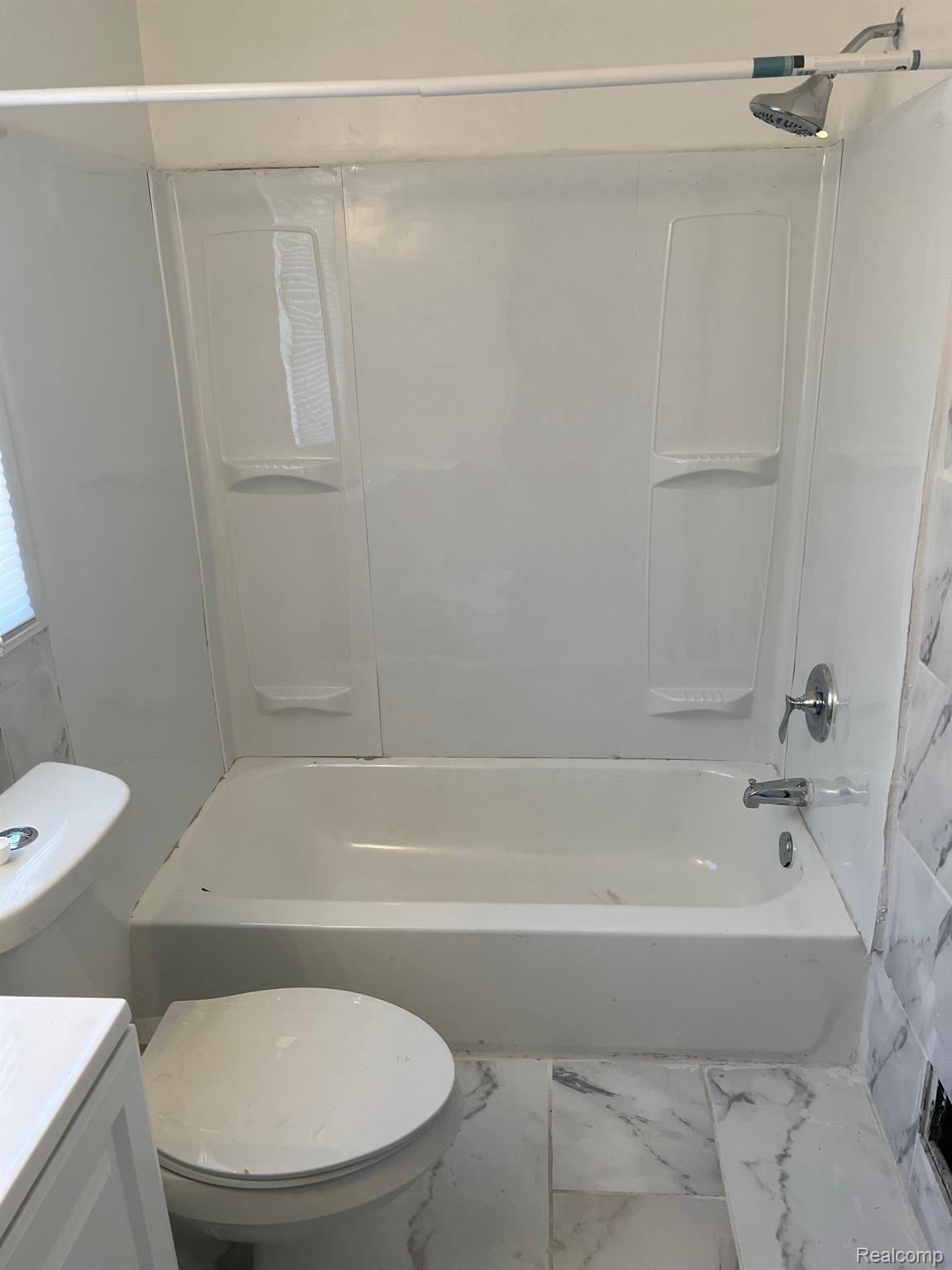15378 Meyers Road Detroit, MI 48227 - Photo 23 of 30 Unit 2 updated bathroom
