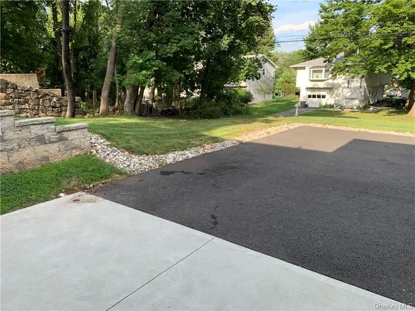 $2,150 | 58 North Grant Avenue, Unit 1, Congers, NY 10920