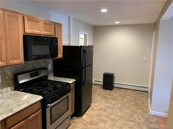 $2,150 | 58 North Grant Avenue, Unit 1, Congers, NY 10920