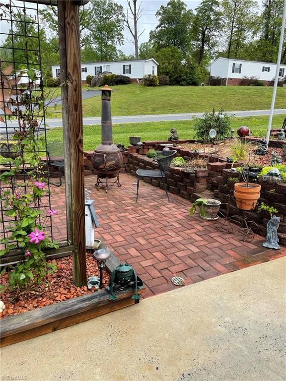 2161 Volunteer Road Pinnacle, NC 27043 - Photo 25 of 37
