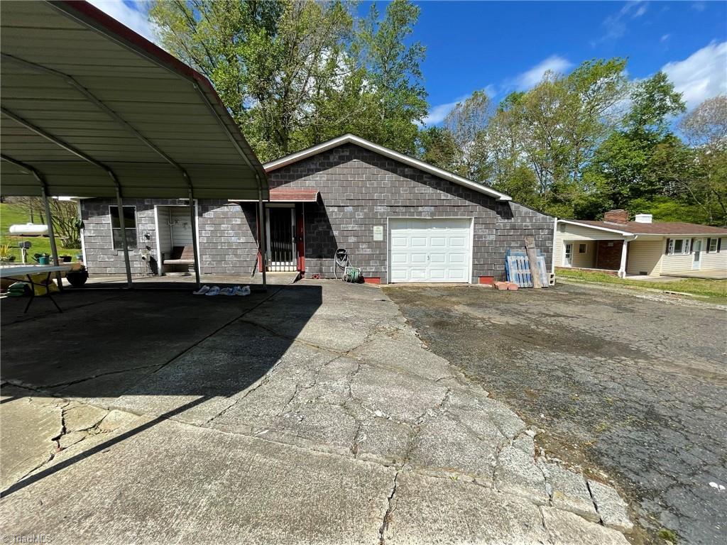 2161 Volunteer Road Pinnacle, NC 27043 - Photo 36 of 37